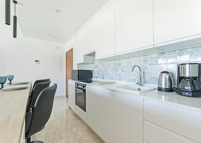 Luxury Paraiso Pueblo Apartment *